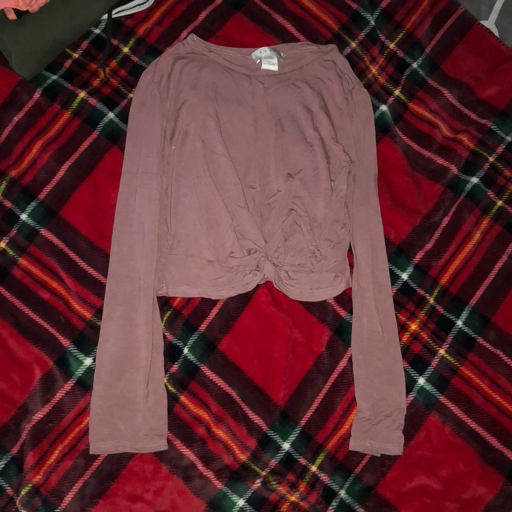 Long sleeve front knot crop top